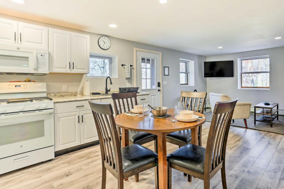 Charming Beacon Apt with Fire Pit Near Hiking! - Housity