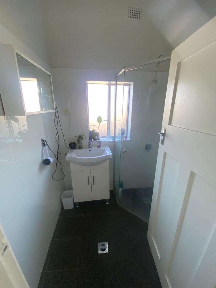 Double room rent in a share house - Housity