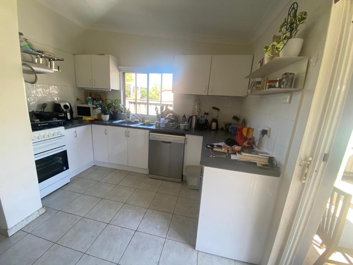 Double room rent in a share house - Housity