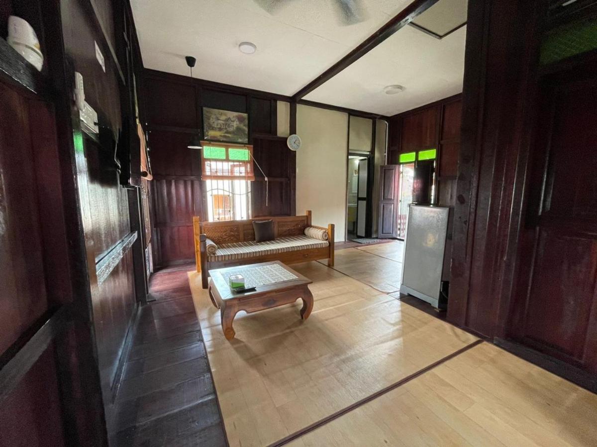 Rumah Rehat Anjung Melayu Muslim - Hizvo