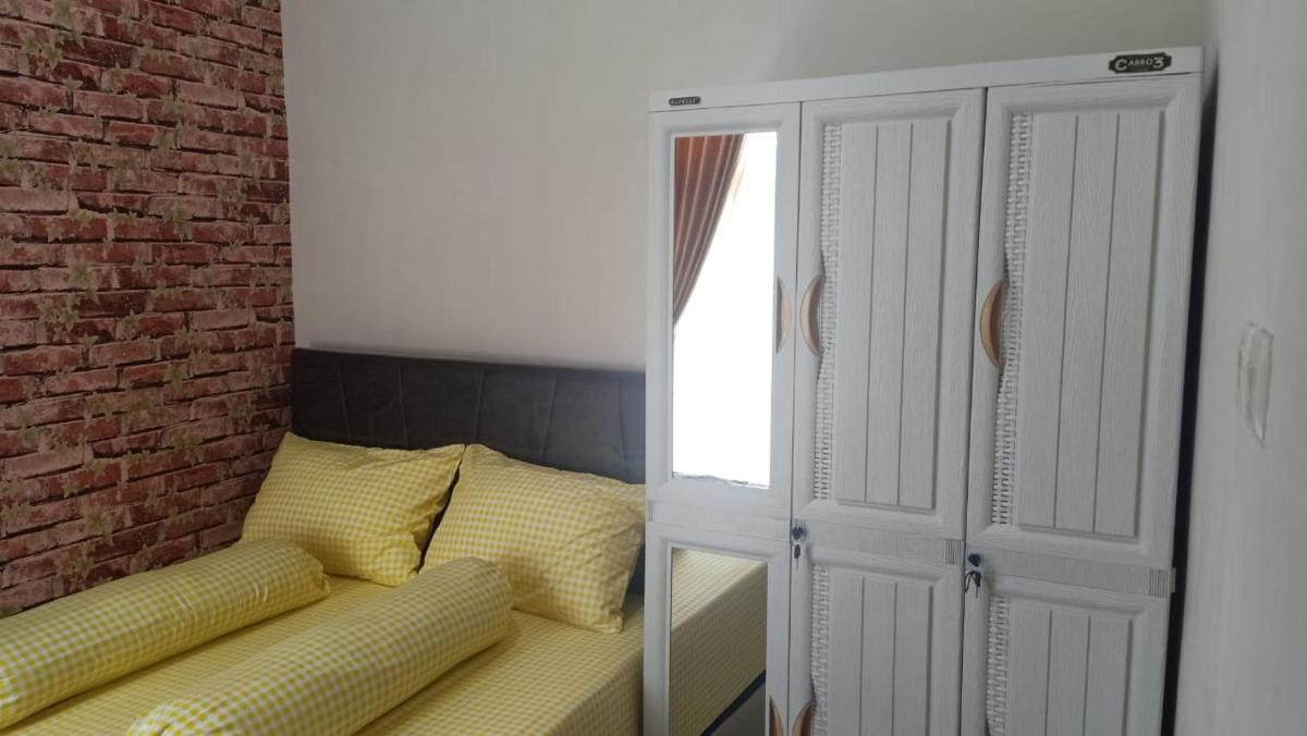 Villa D ' Jagadland Tahap 3 No. 10 , Jl. TVRI , Oro-oro ombo - Housity