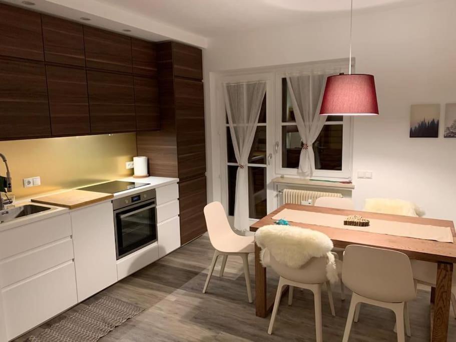 Sylvester Apartment - Housity