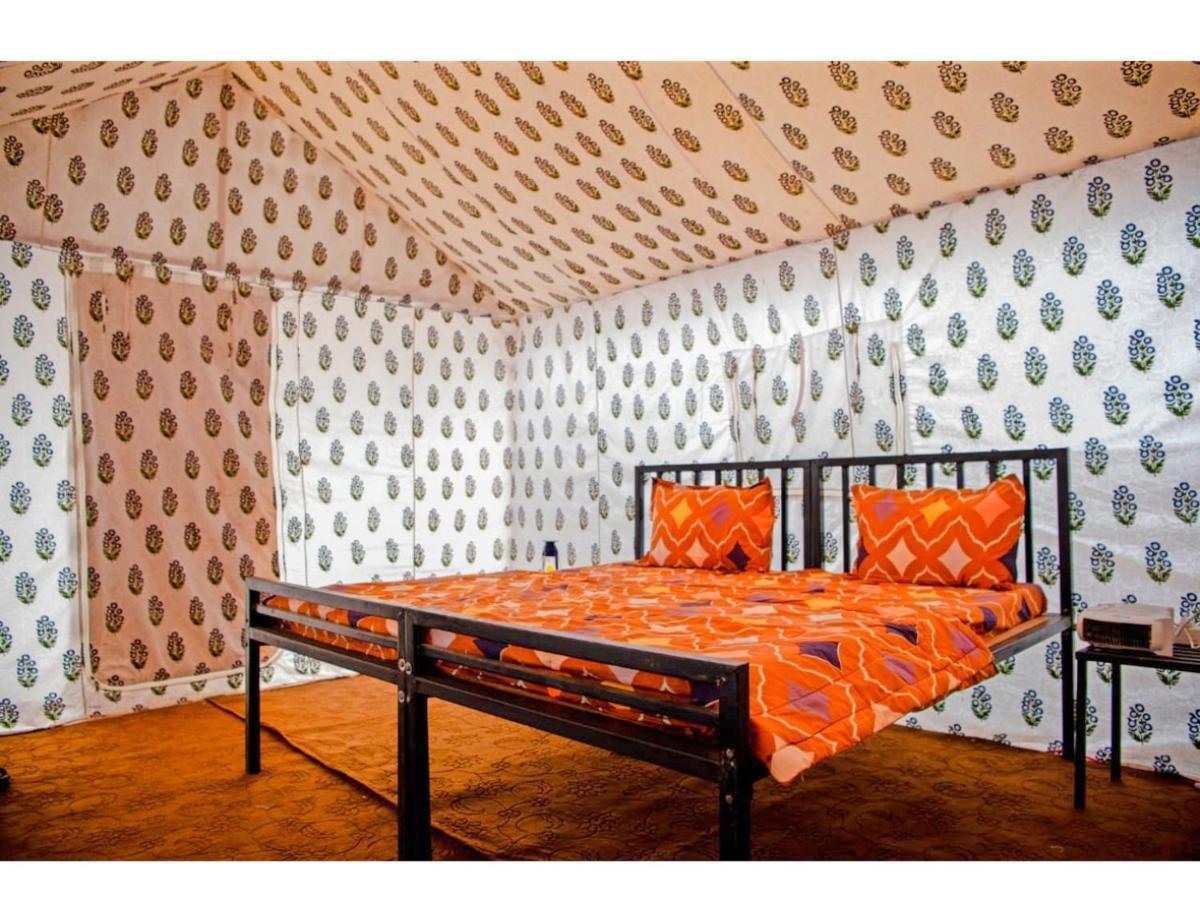 Rann Rajvi Home Stay, Gorewali - Housity