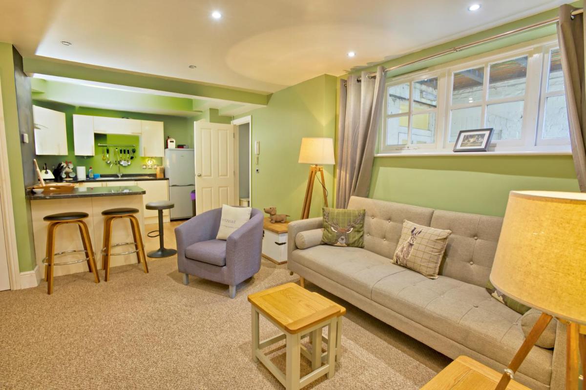 Pass the Keys Apartment next to Lincoln Castle - Housity