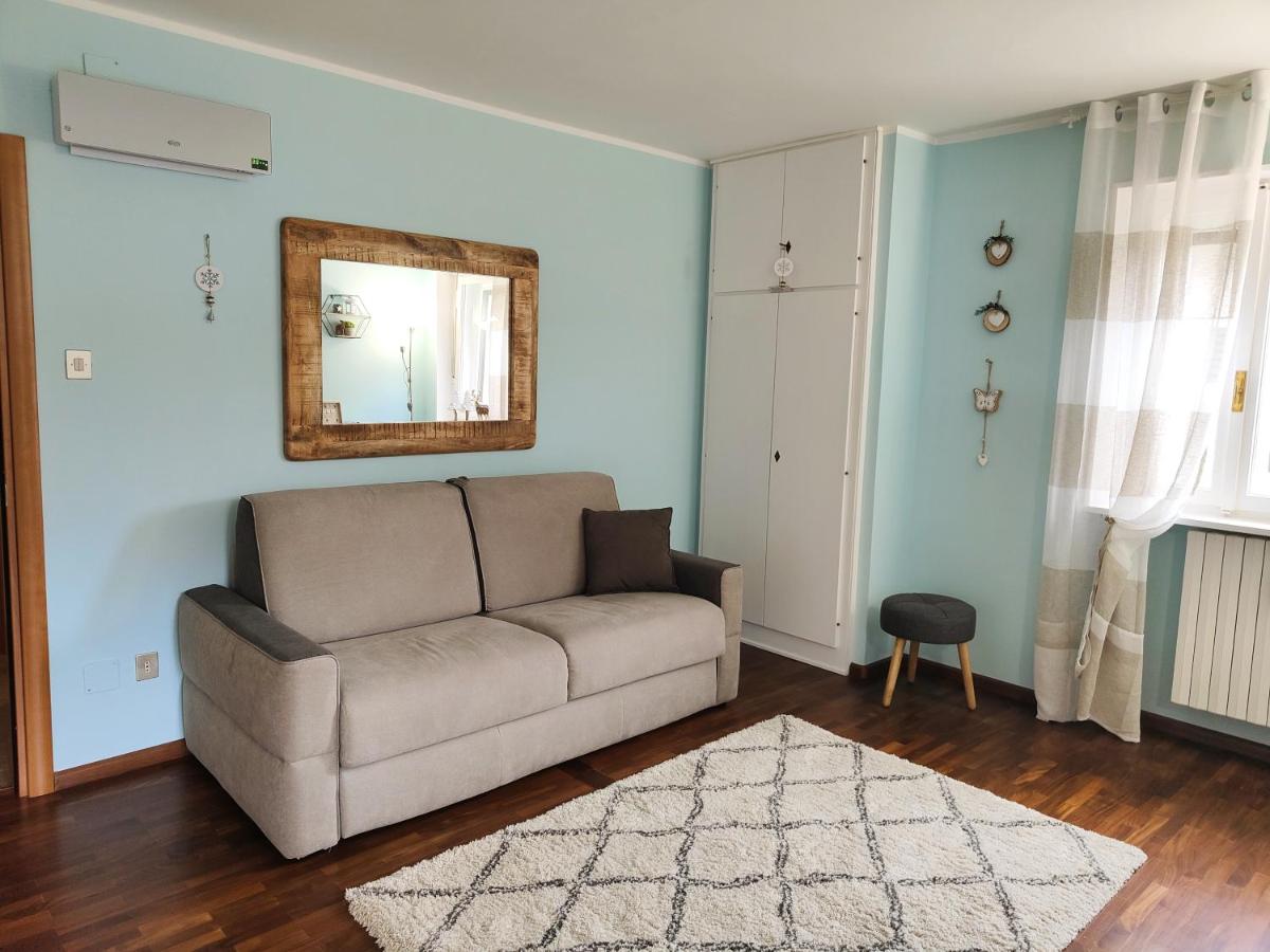 Hostdomus - Blue Sky Apartment - Housity