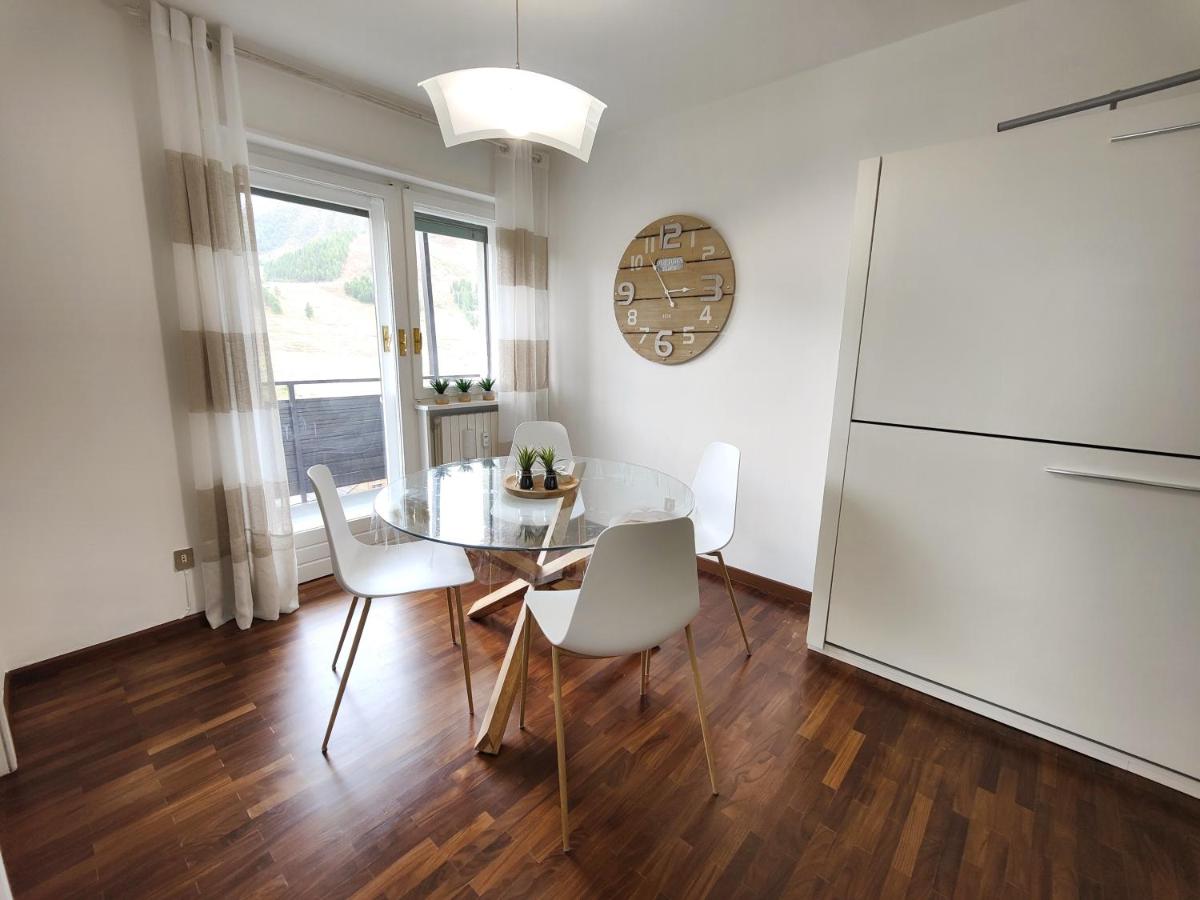 Hostdomus - Blue Sky Apartment - Housity