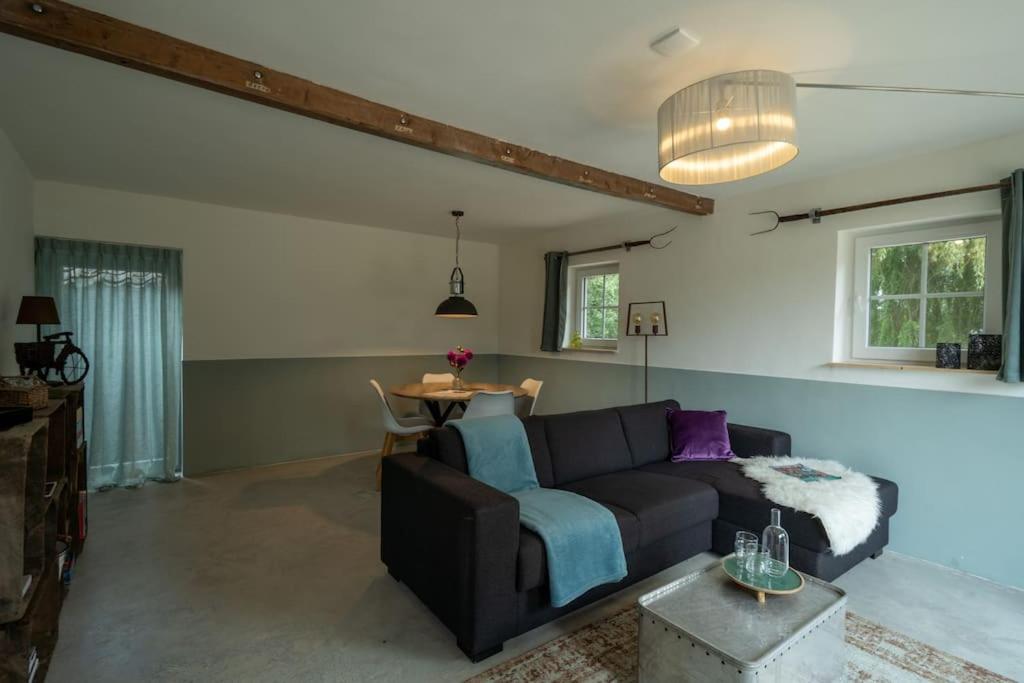 Vakantiehuisje aan de rand van Arnhem - Housity