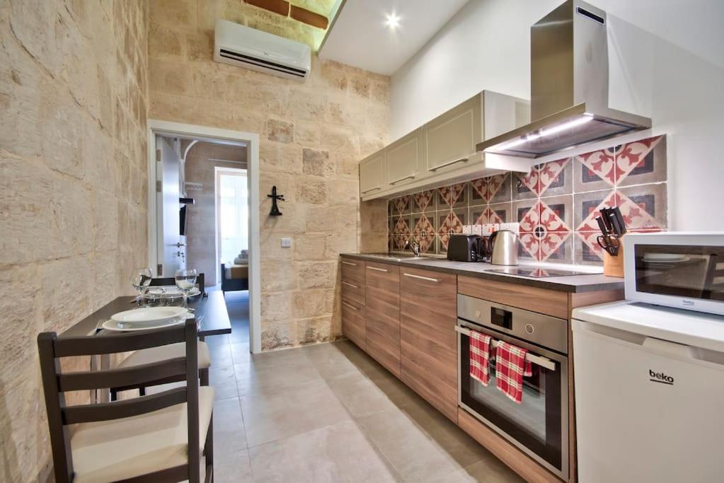 Vallettastay Old Lodge Apartment 1 - Housity