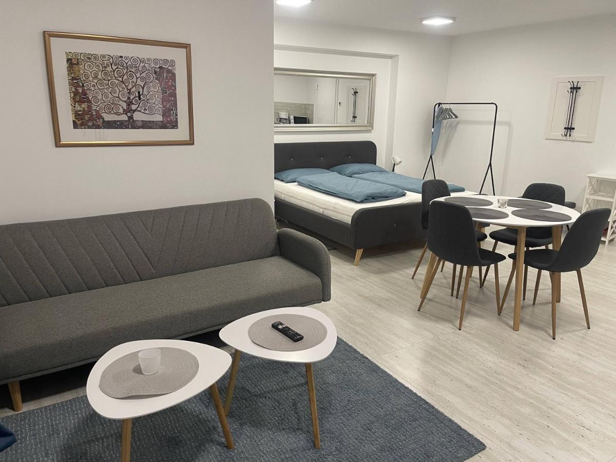 LuxApartment Kaiserstuhl - Housity