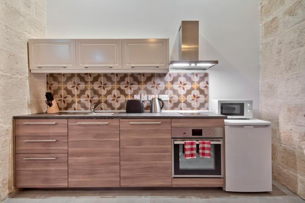 Vallettastay Old Lodge Apartment 2 - Housity
