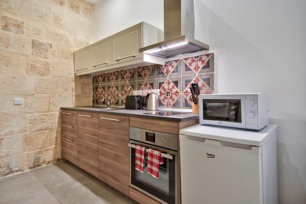 Vallettastay Old Lodge Apartment 4 - Housity