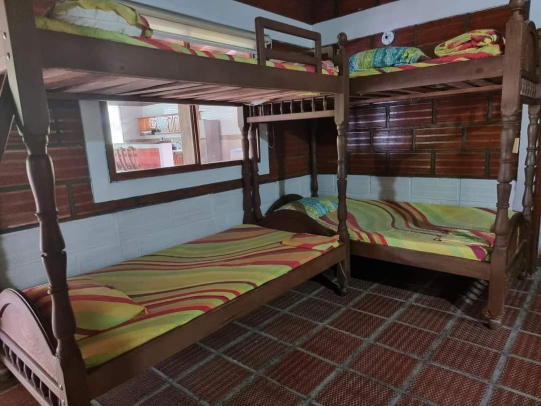 Renta de hermosa finca - Housity