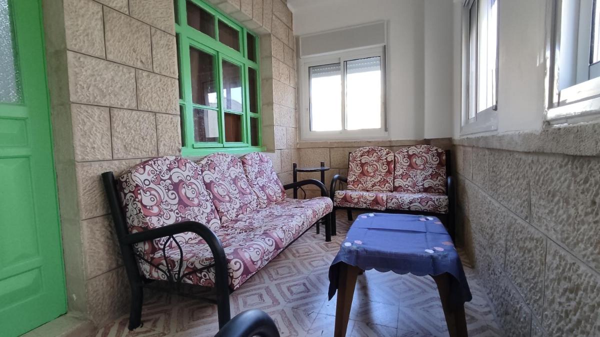 Issa's House - Housity