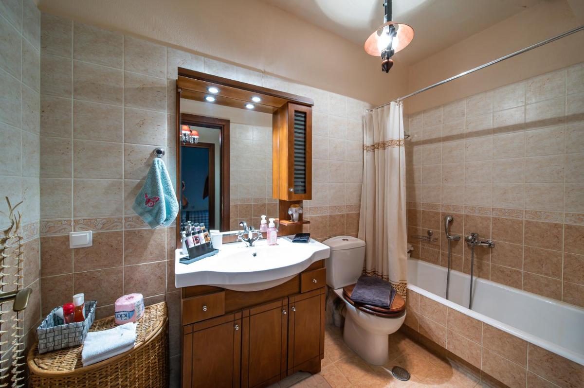 Suitetrails - Livadi cozy villa