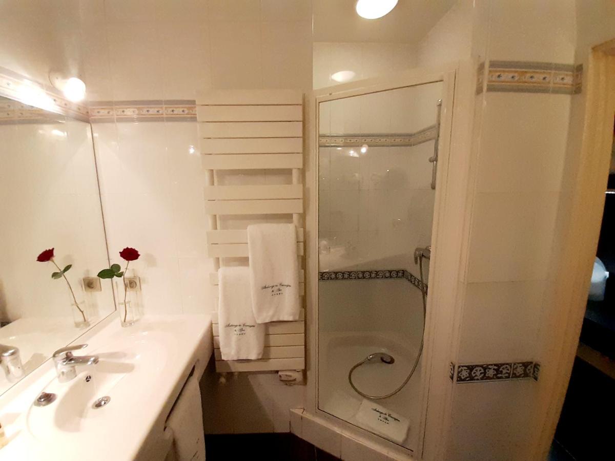 Salle de bains dans l'établissement Auberge de Cassagne & Spa