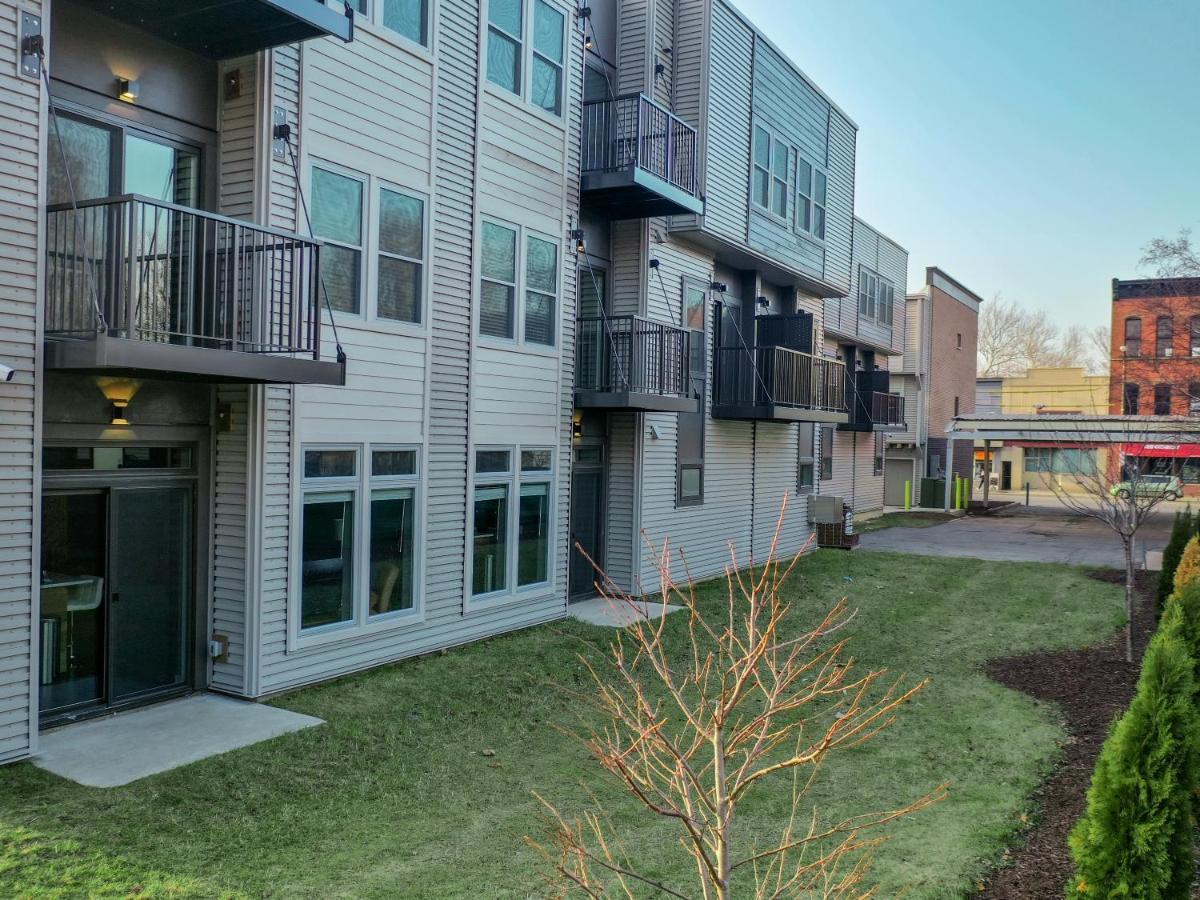 Luxury Condo 10 Minutes from First Energy Stadium C4 - Housity