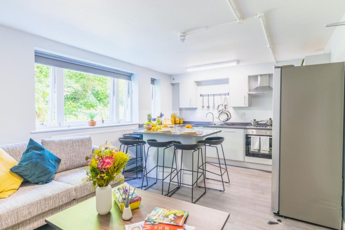 Budget-Friendly Rooms for Students Only, BIRMINGHAM - SK - Housity