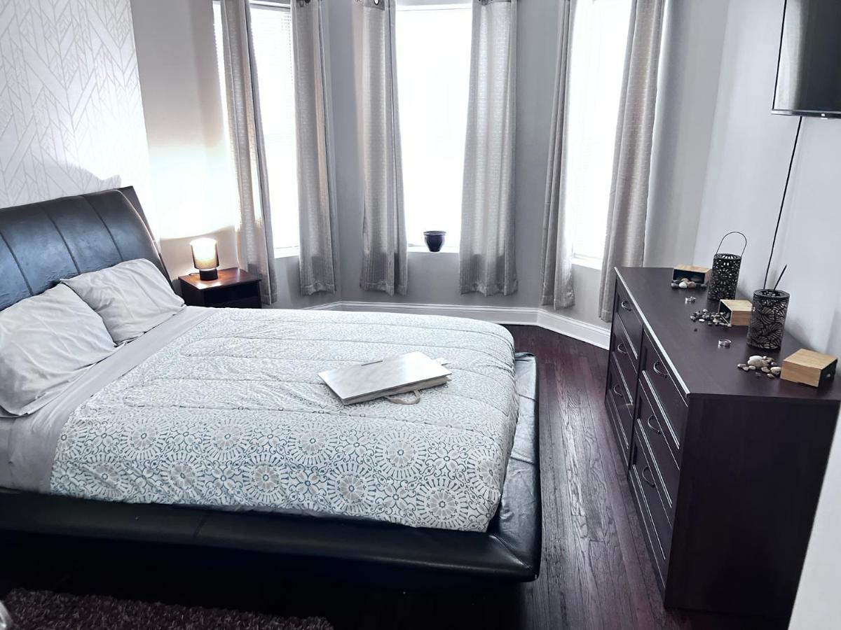 Simplified Living Space - Housity
