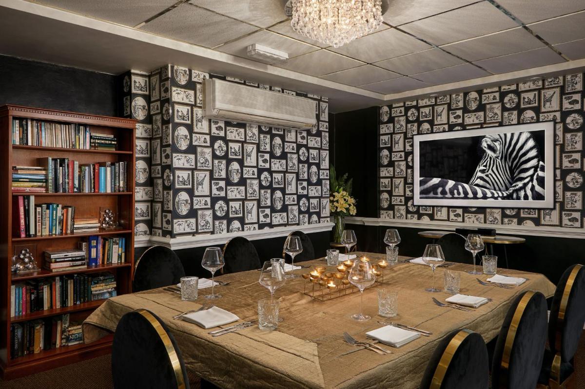 The Royal Adelaide Hotel - Housity
