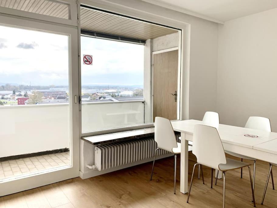 BäMü 2 - Modernes Doppelzimmer in Linz mit Parkplatz - Housity
