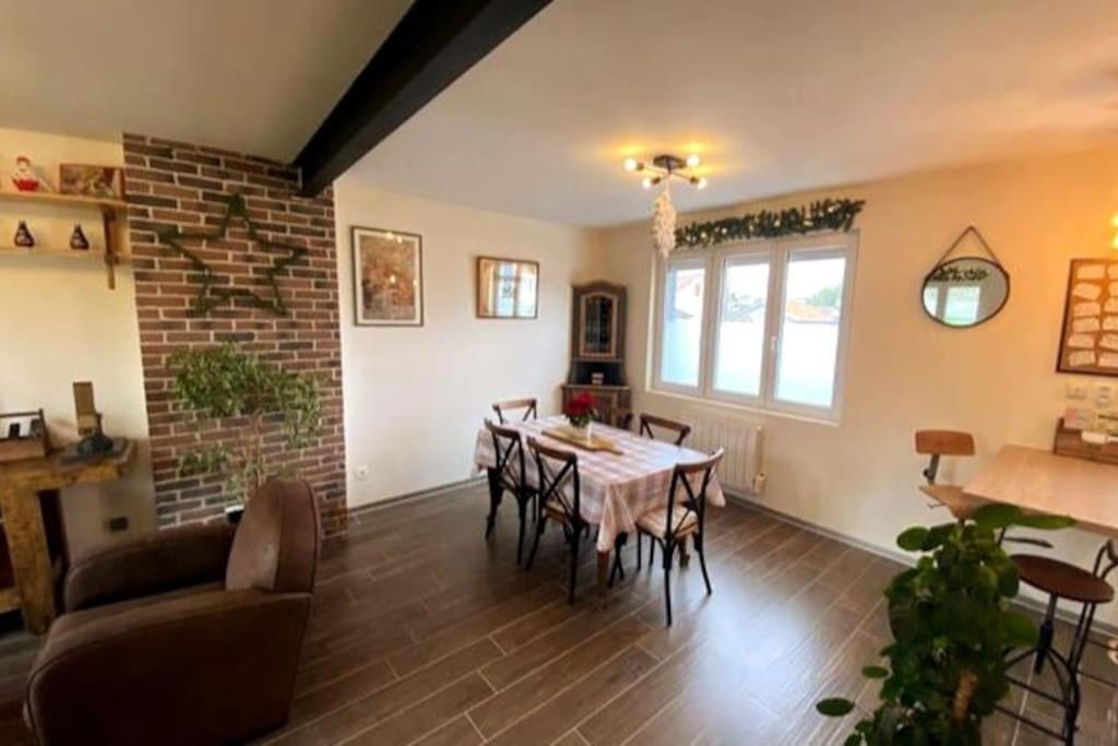 La Maison Sous Charmois - Housity