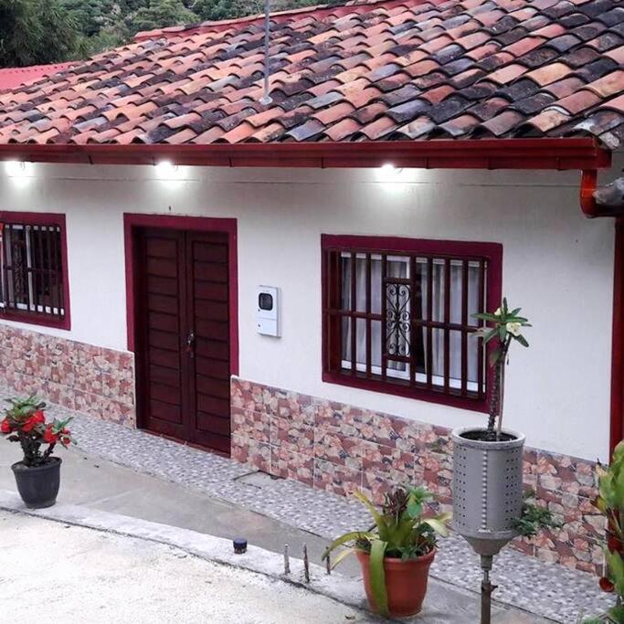 Casa Villa Helena - Housity