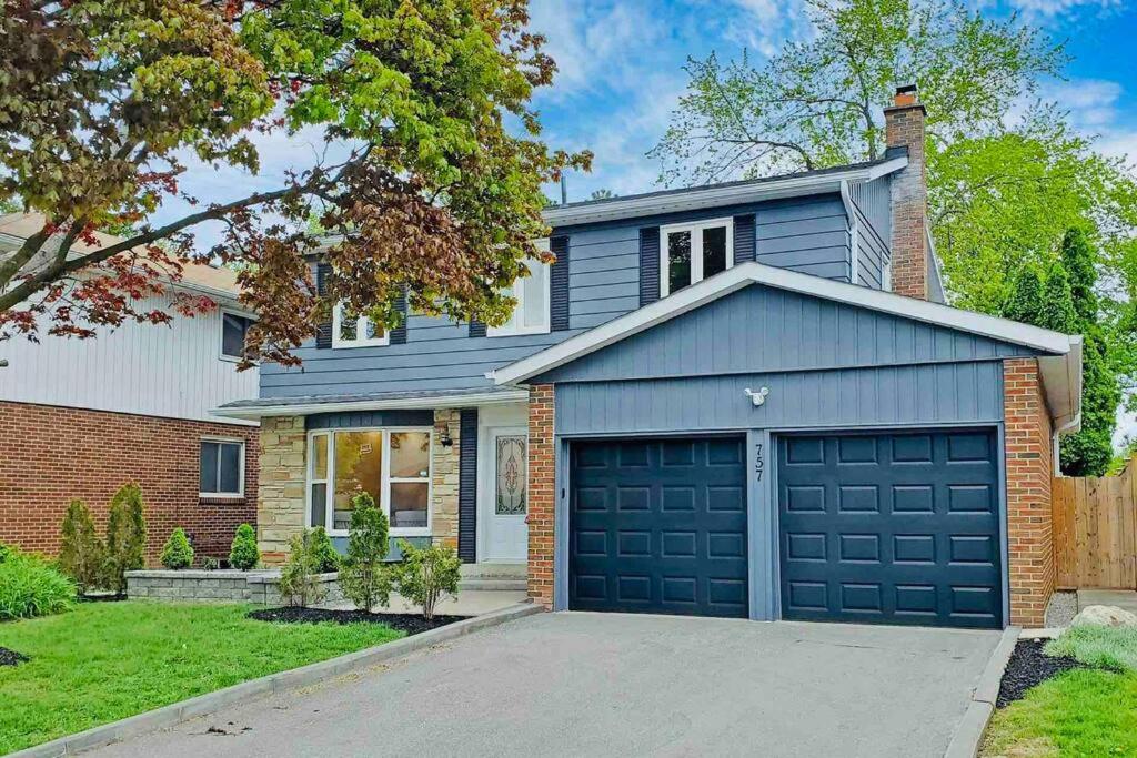 Elegant New Reno Sweet Home - Housity