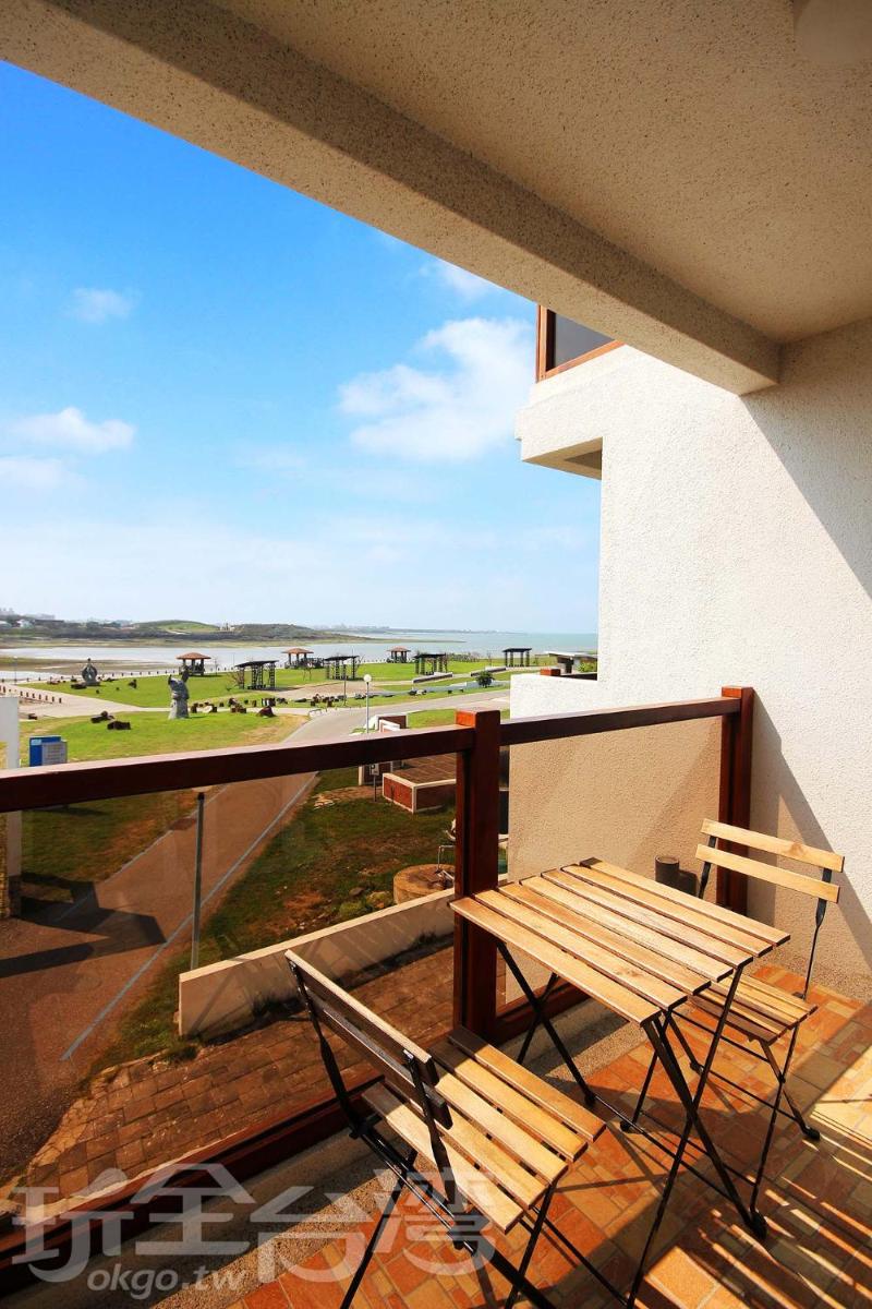 Suitetrails - Malibu OceanView Homestay