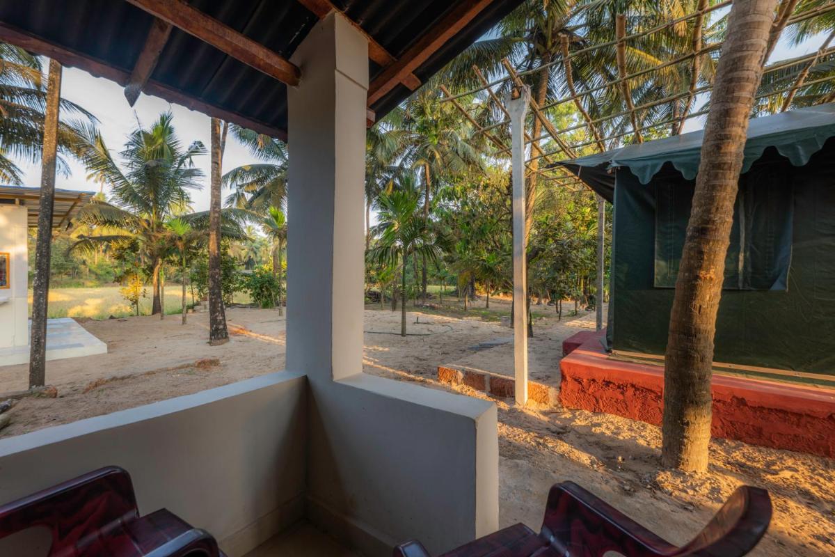 Famstel Gokarna - Beach Stay - Housity