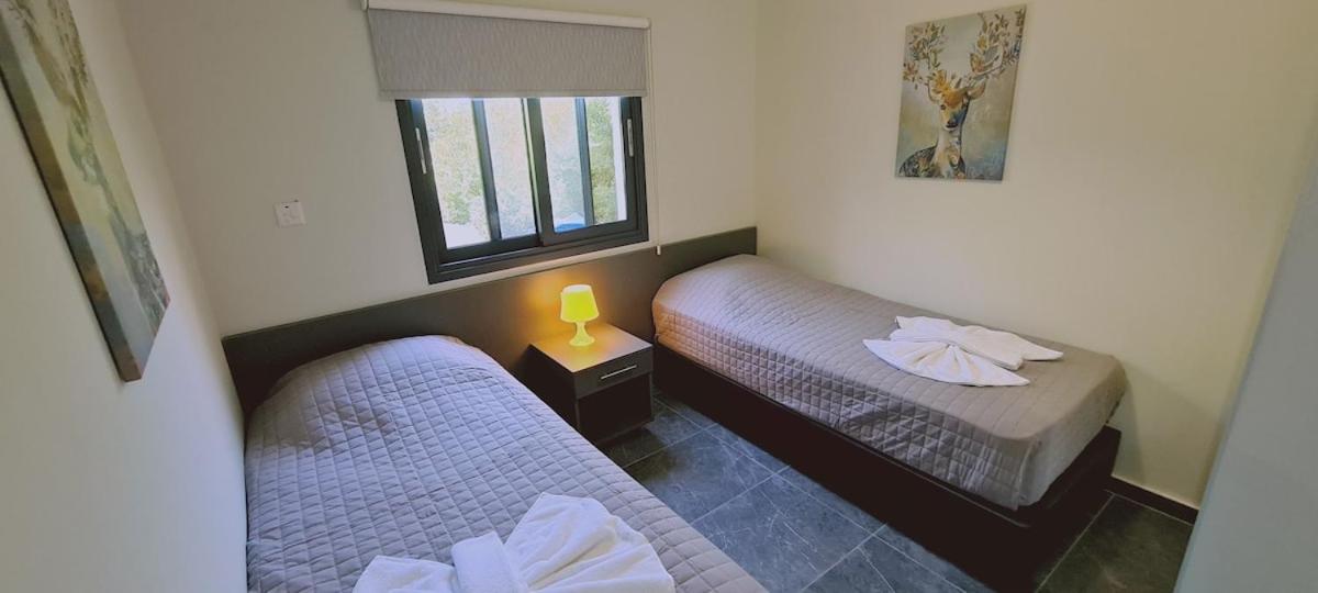 Suitetrails - STAY Nissi Twins Apts