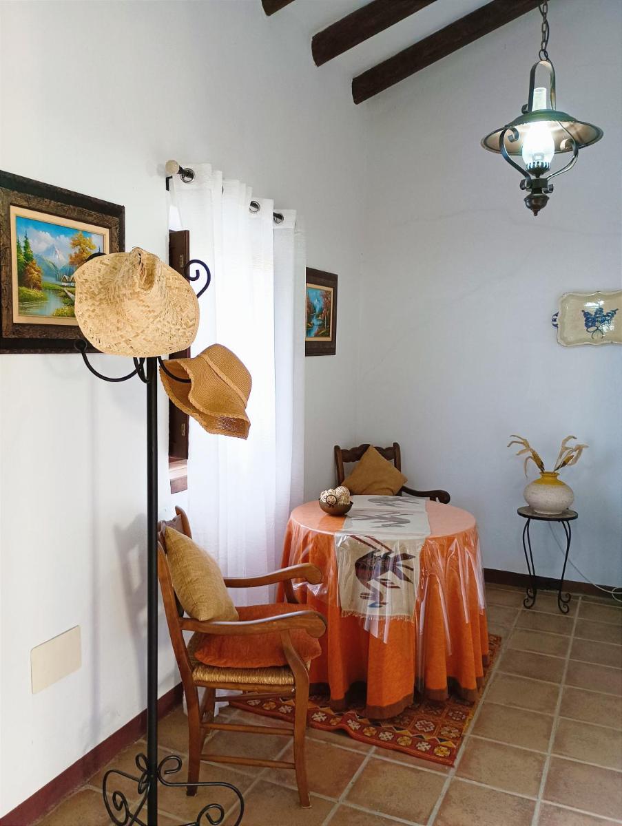 Casa rural Carratraca Finca Los viñazos - Housity