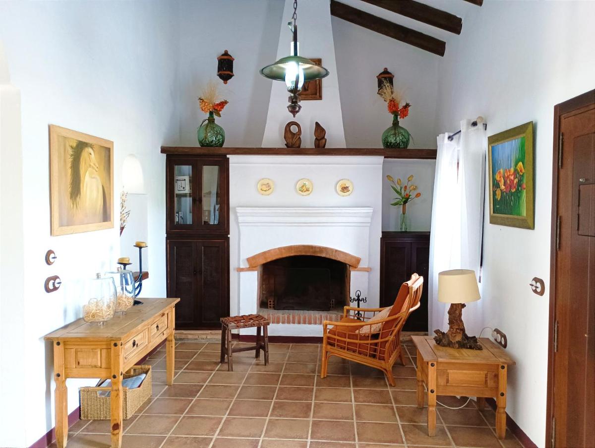 Casa rural Carratraca Finca Los viñazos - Housity
