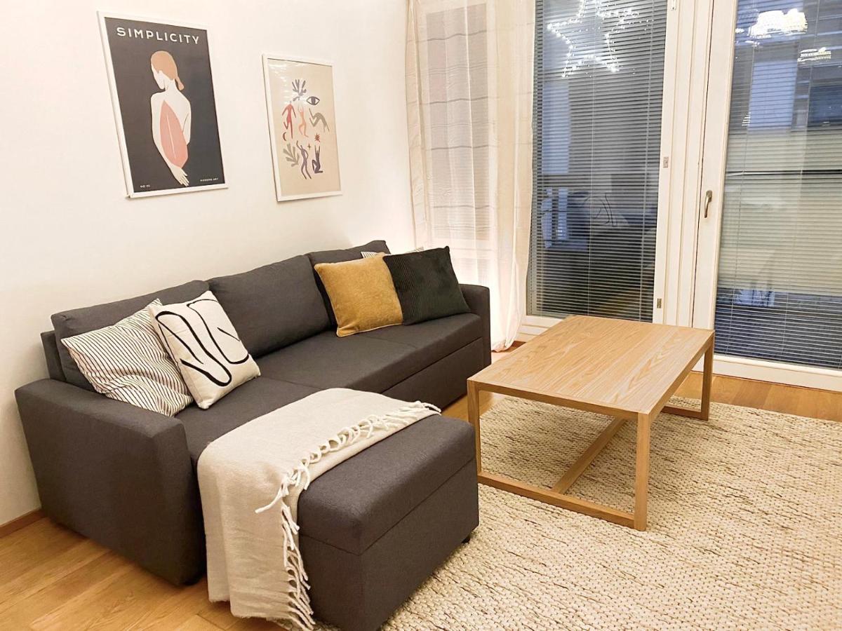 POISTA 2ndhomes Cozy 1BR apartment with Balcony by the Central Station - Housity