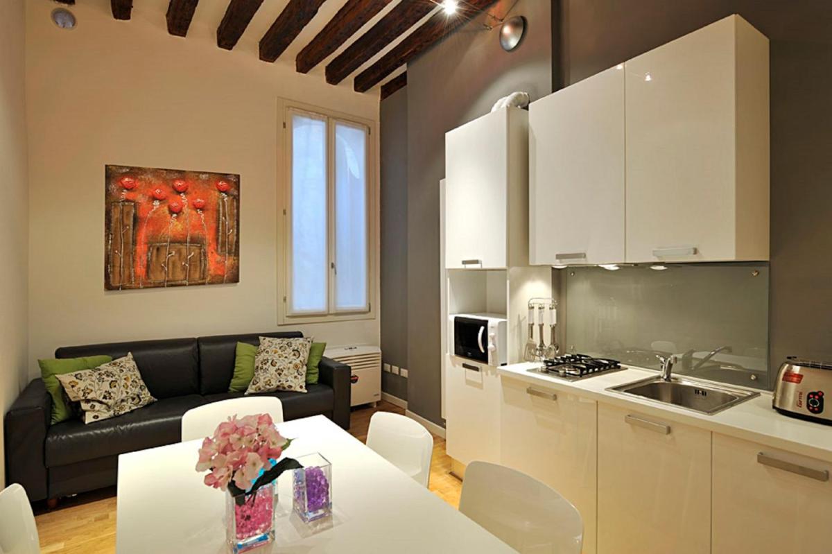 Garden Apartments - Housity