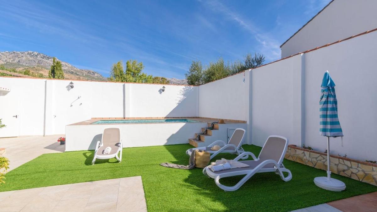Casa Verde de Elena Benalauría by Ruralidays - Housity