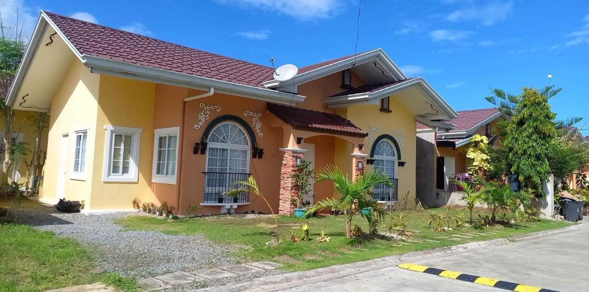 3 BR whole house - Royal Palms Dos - Panglao - Housity