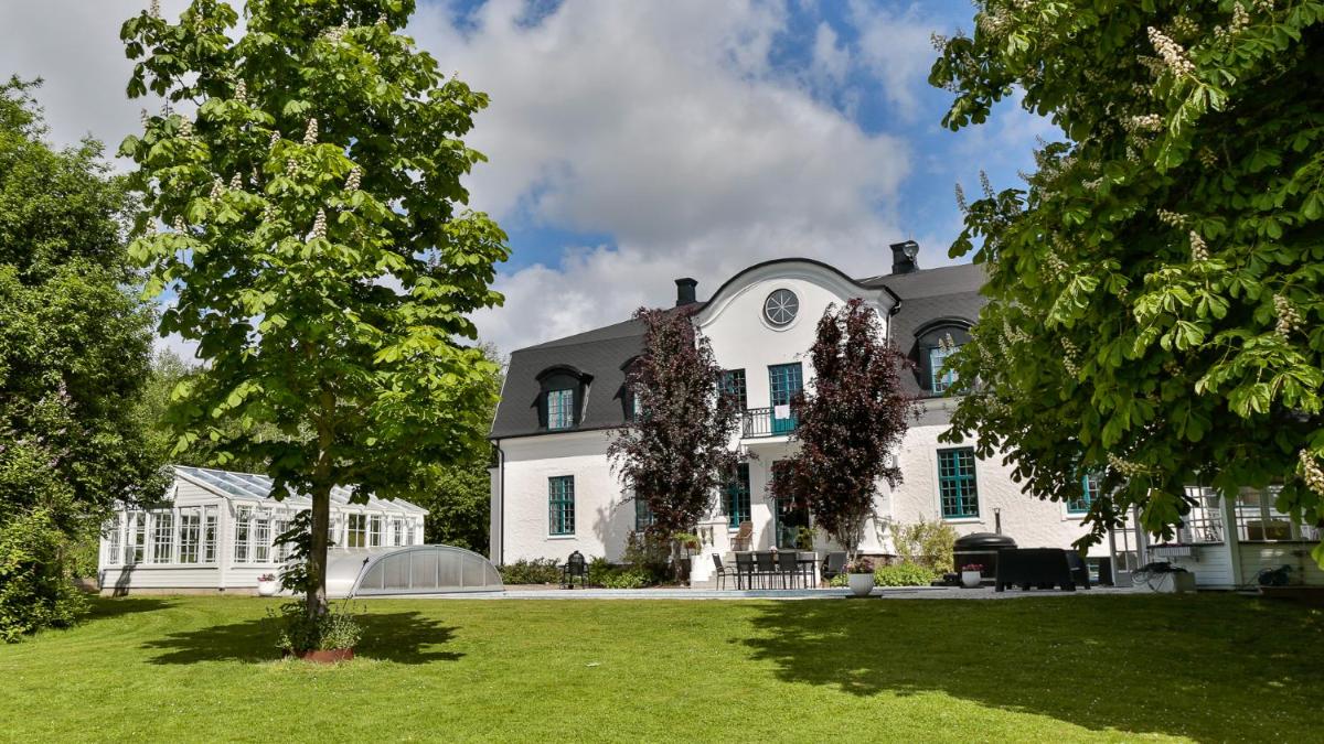 Disponentvillan Lilla Edet / Göta - Housity