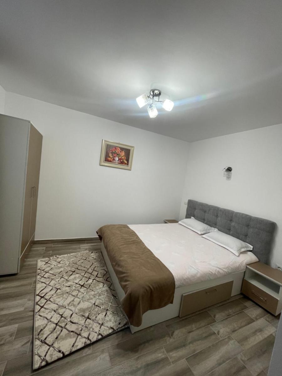 Pensiunea Giulia - Housity