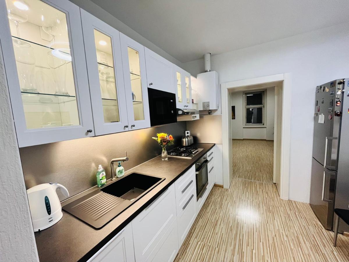 Lovely nest! Just beside SCHÖNBRUNN PALACE and ZOO! - Hizvo