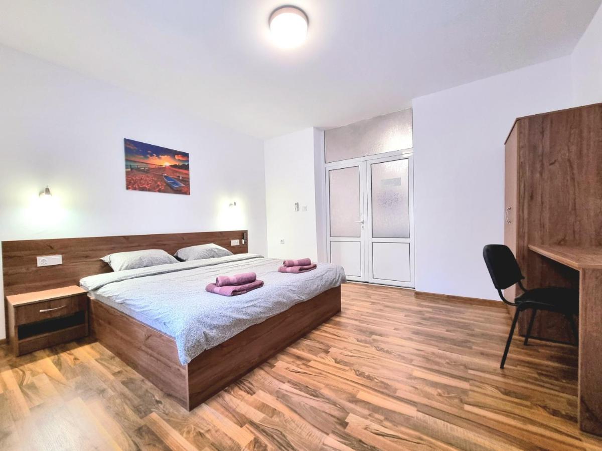 Quiet Apartment in Silvy's Pretty House - Housity