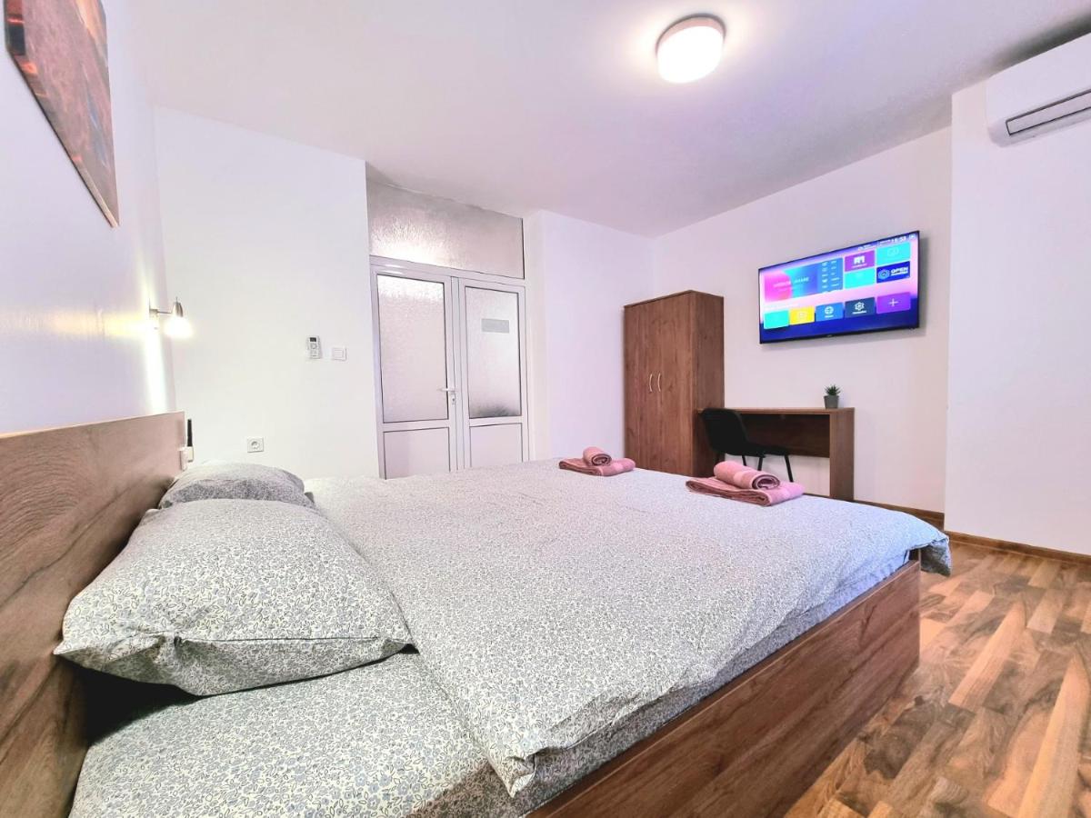 Quiet Apartment in Silvy's Pretty House - Housity