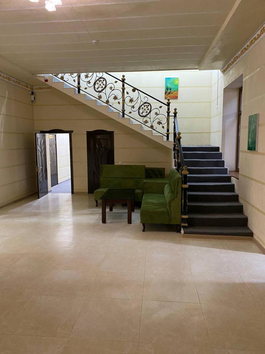 GREEN APPLE GUEST House - Housity