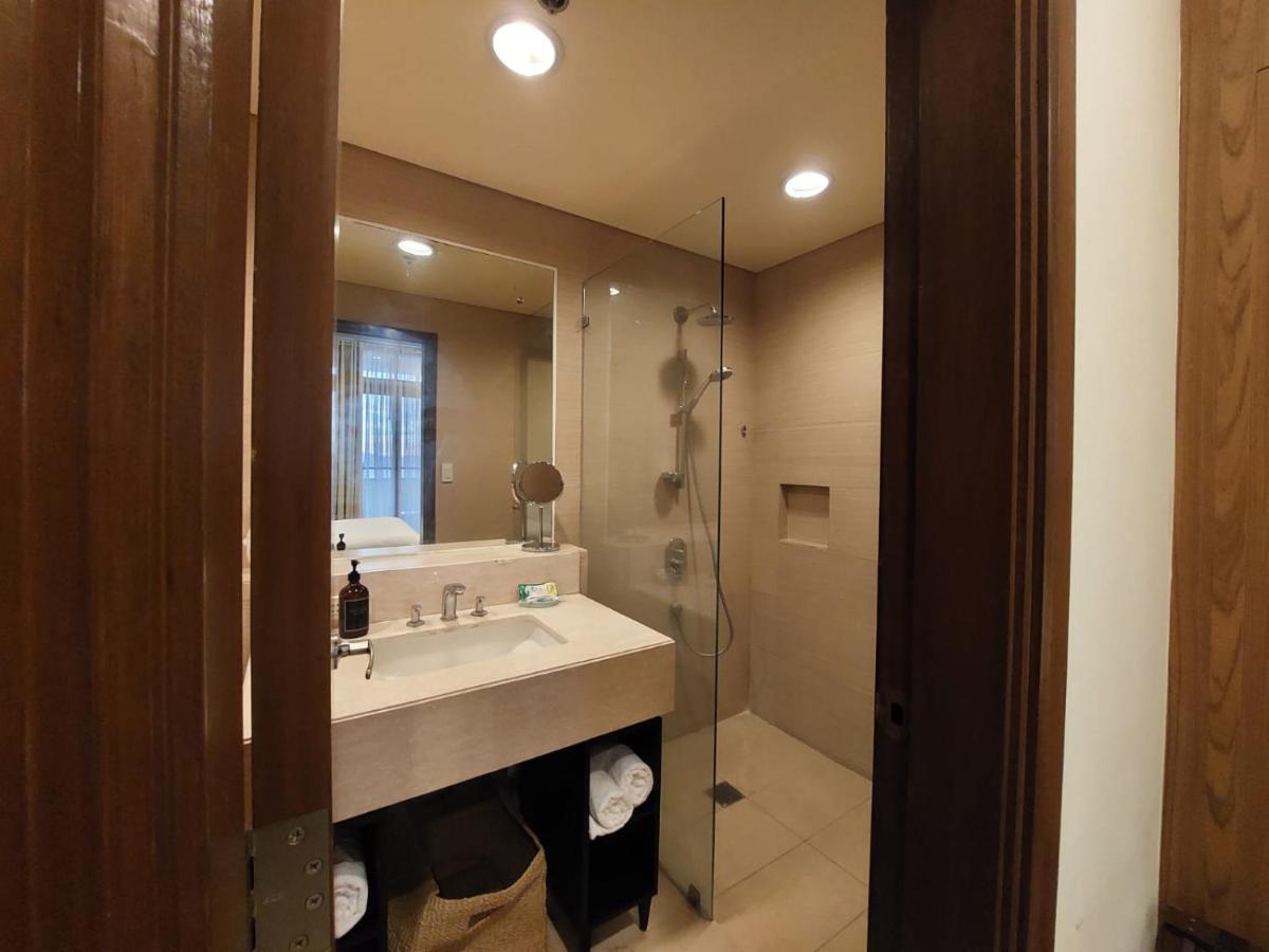 Sea Breeze Verandas at Anvaya Cove Penthouse Unit with Complete Sea View - Housity