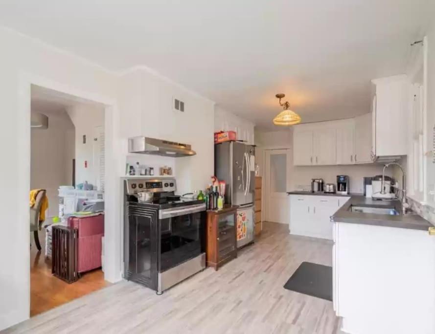 SUMMER AVAIL Entire 4 Bedroom House with Private Yard near Bay Head Beach - Housity