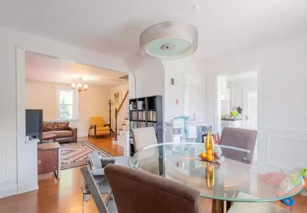 SUMMER AVAIL Entire 4 Bedroom House with Private Yard near Bay Head Beach - Housity