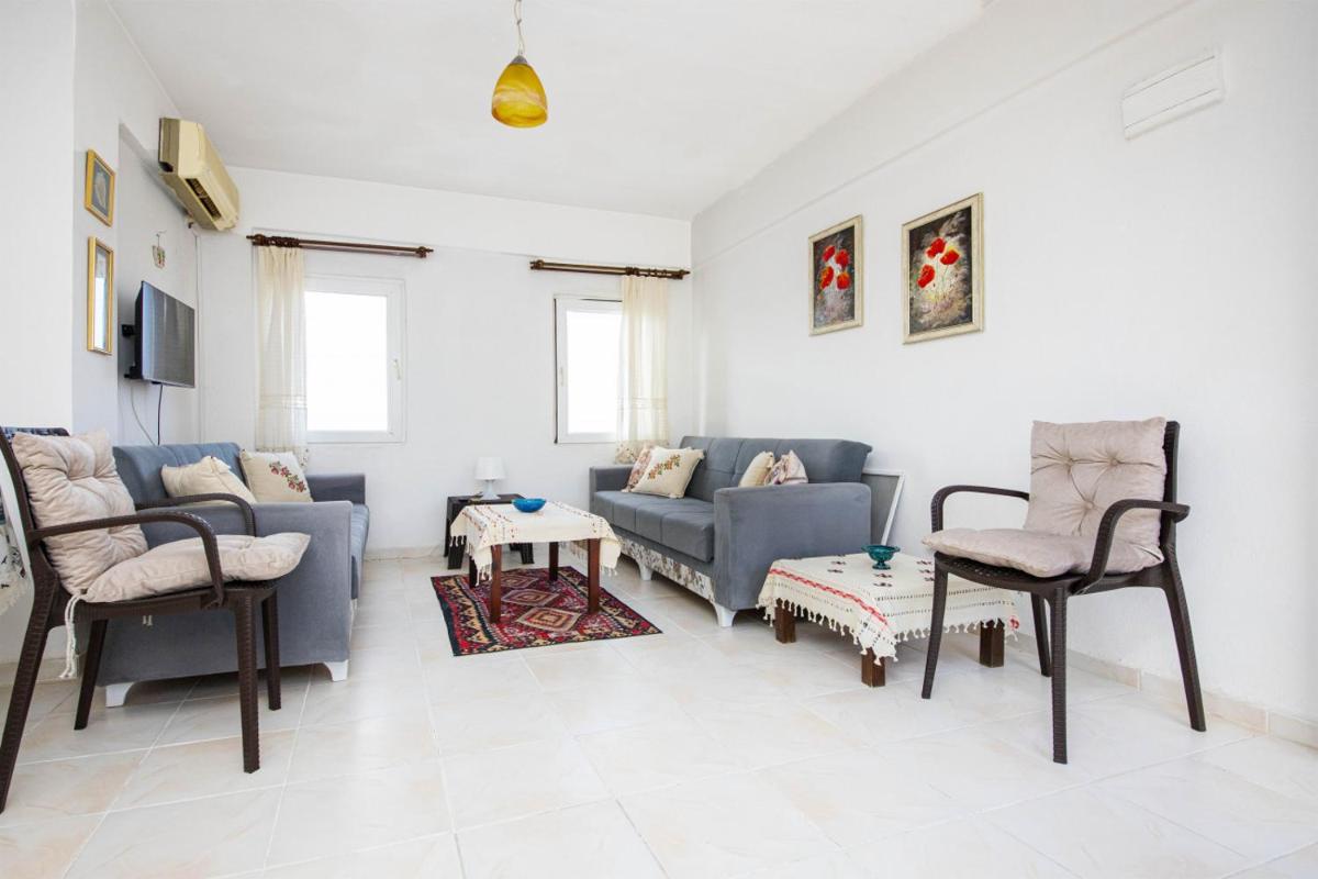 House with Invigorating View in Bodrum - Housity