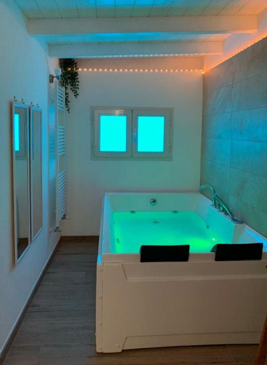 Casa Alerà con idromassaggio - Housity
