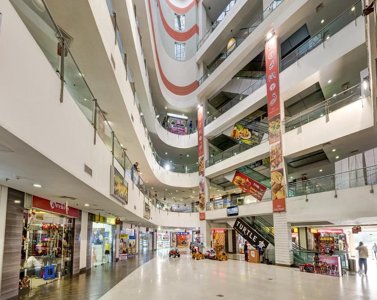 Suitetrails - The Fern Residency Galaxy Mall