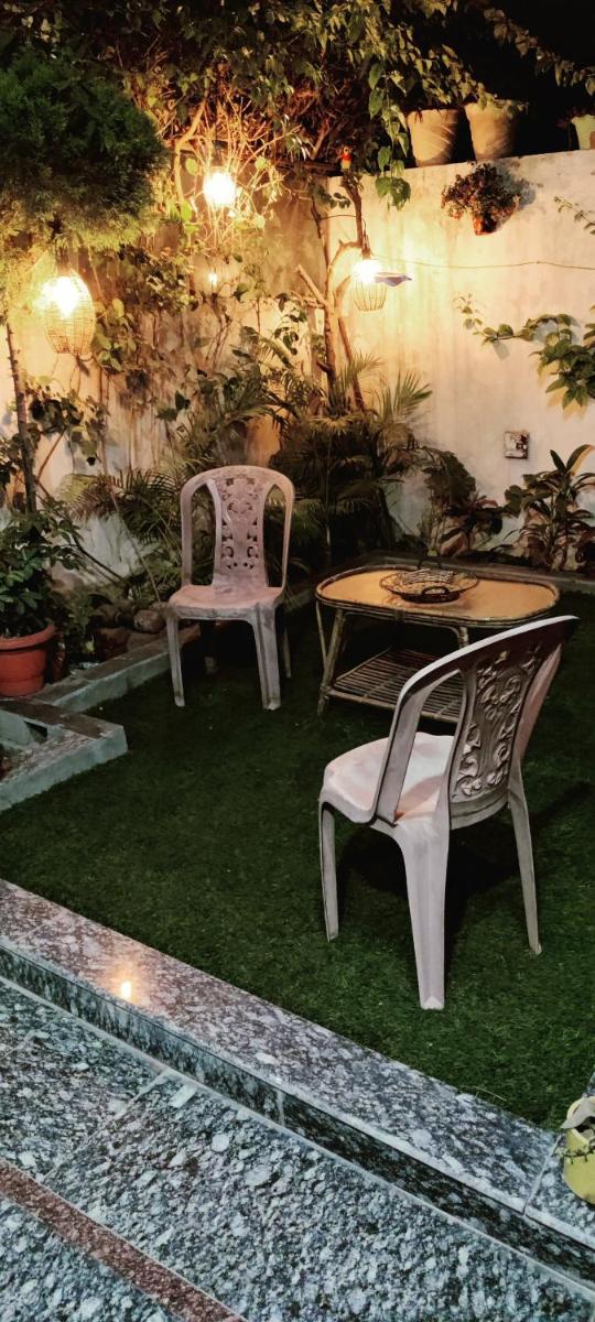Pyramid Homestay - Housity