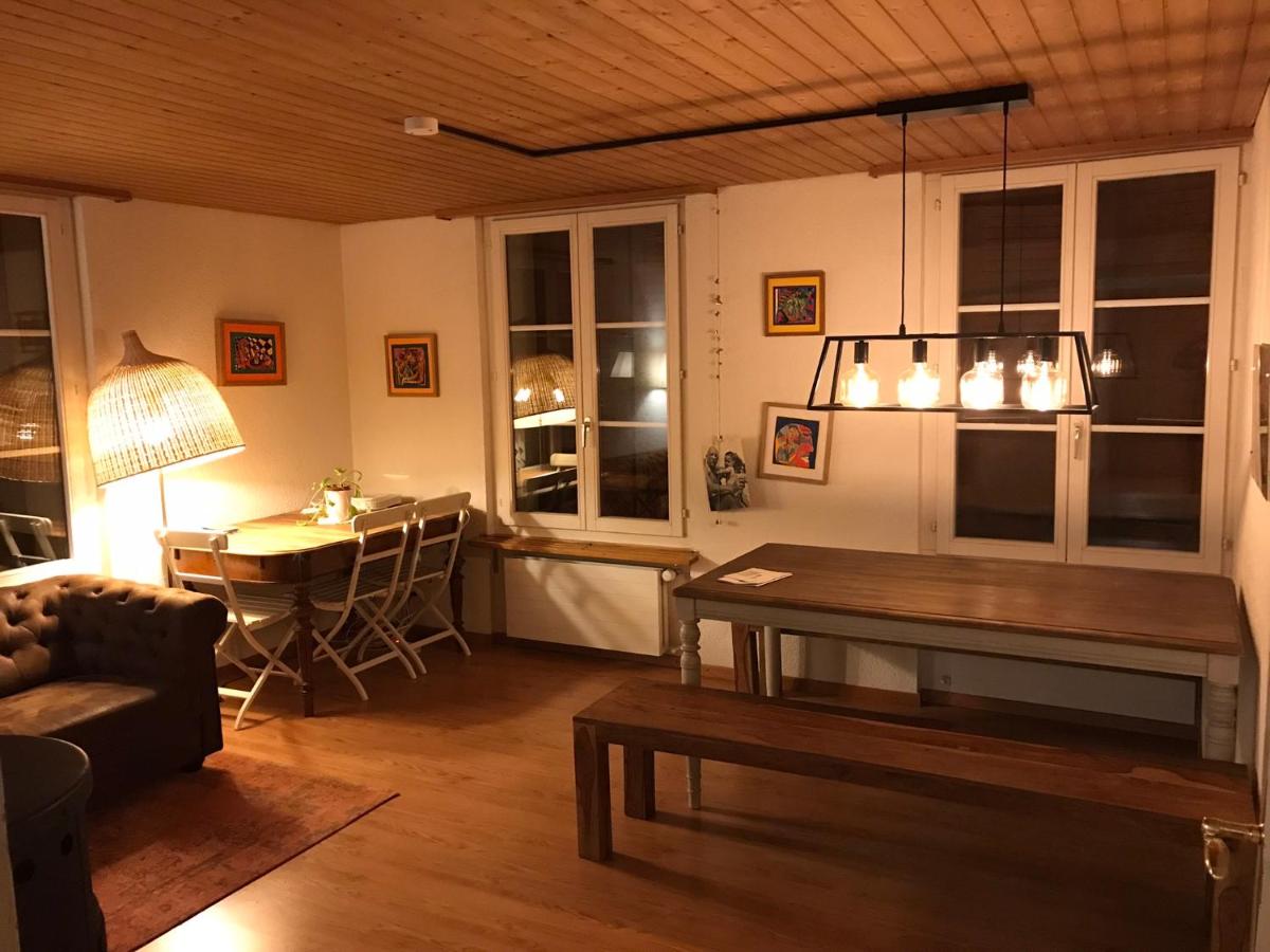 Simple flat 72 m2 in the centre of Burgdorf with private parking - Housity